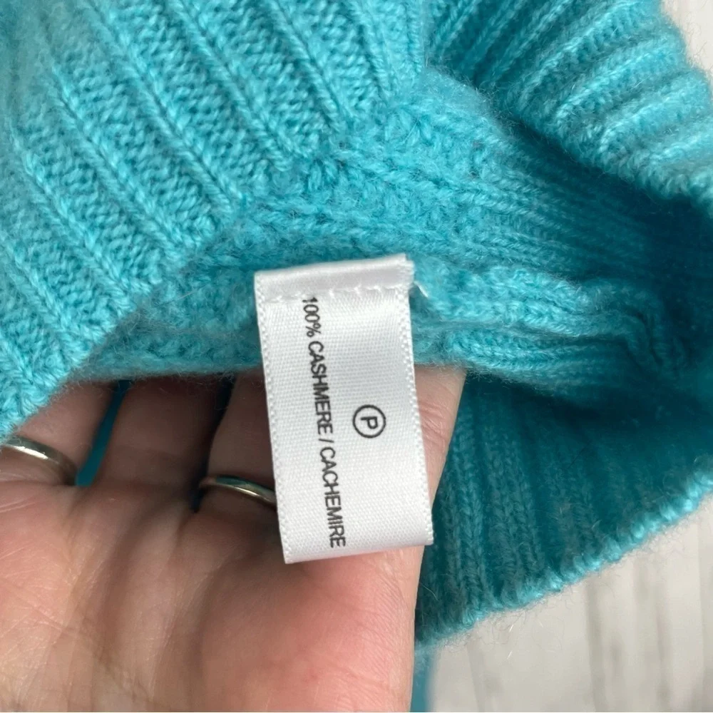 L#T 100% cashmere blue sweater with gray patches Medium